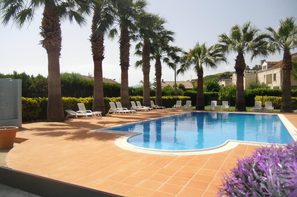 Villa Laura Residence Hotel Apartments & Studios Ашеа Экстерьер фото